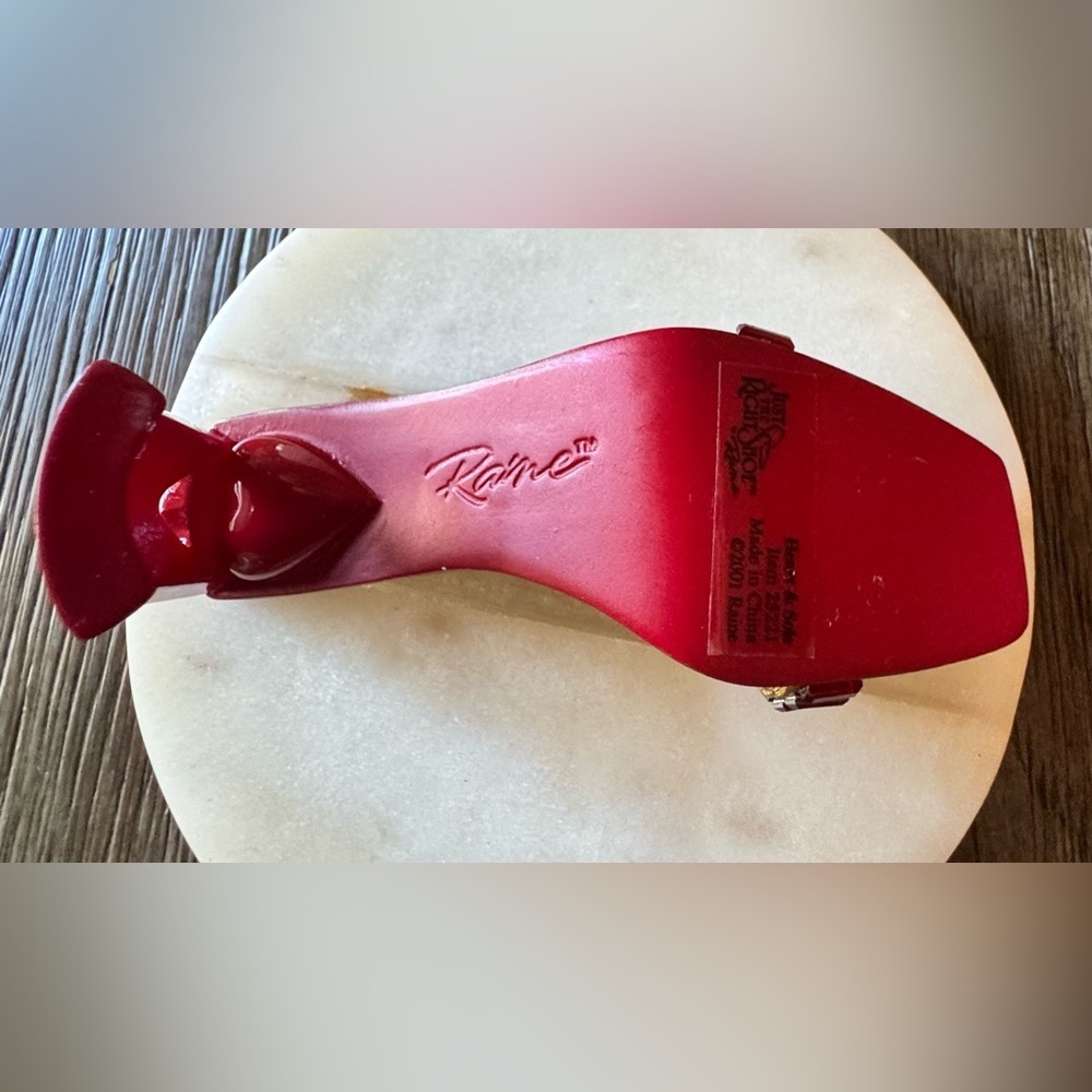 HEART & SOLE JUST THE RIGHT COLLECTIBLE SHOE RAINE #25221... - Picture 5 of 9